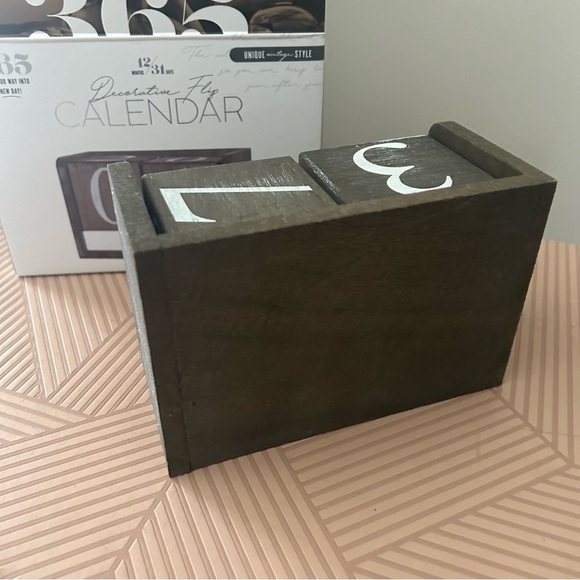 365 Wooden Perpetual Calendar Brown Decoration Flip Farmhouse Neutral Decor Cute - Picture 3 of 9